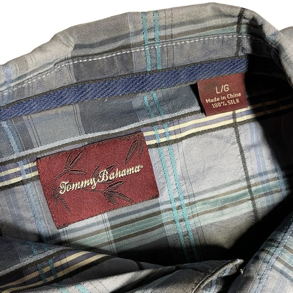 Tommy Bahama Men’s Blue L Silk Check Short Sleeve Button Up Shirt in EUC - Picture 5 of 11